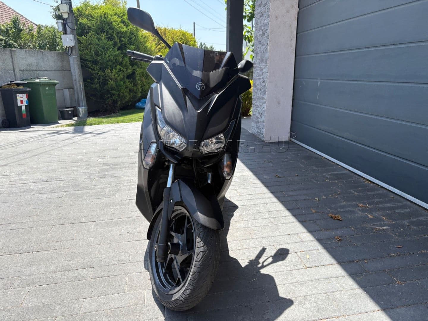 Yamaha X-Max 250