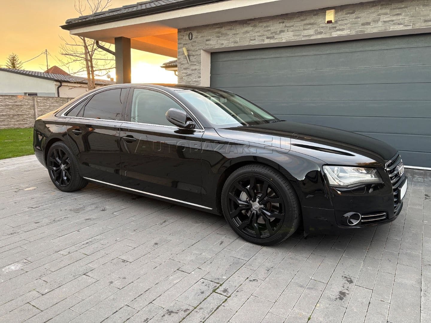 Audi A8 - 1